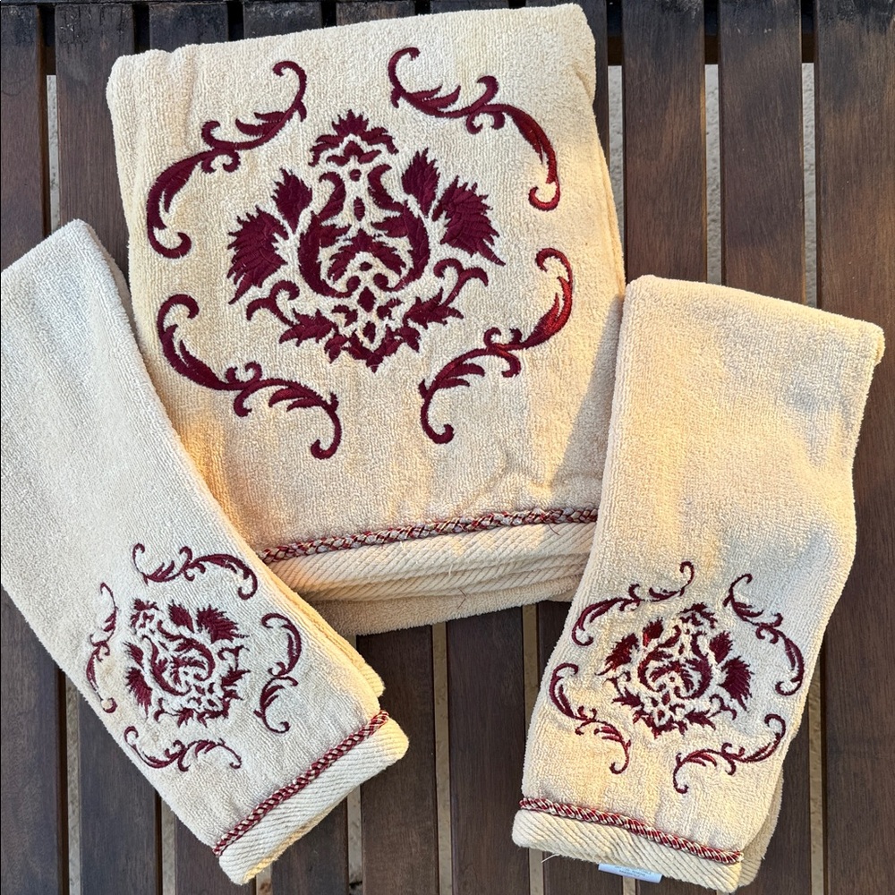 Croscill cotton Tan and Burgundy Embroidered Towels 1 bath and 2 hand towels